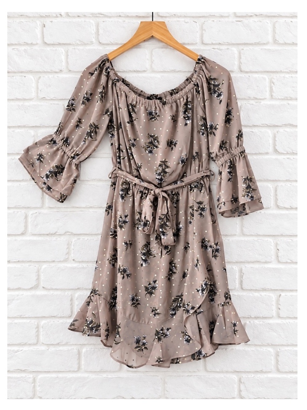 NWT 19 COOPER 3/4 Sleeve Off/On Shoulder Mini Dress-Floral Print w/Gold Dots
